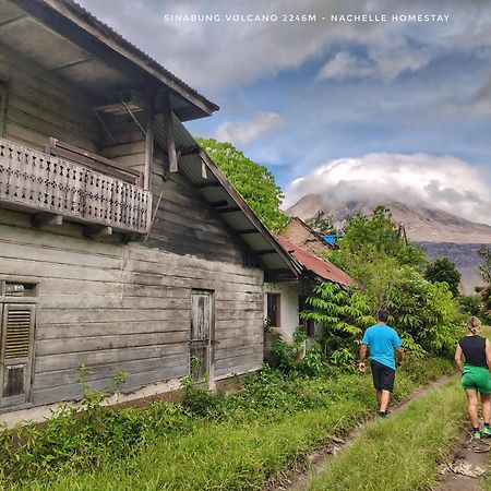 Nachelle Homestay เบอราสตากี ภายนอก รูปภาพ