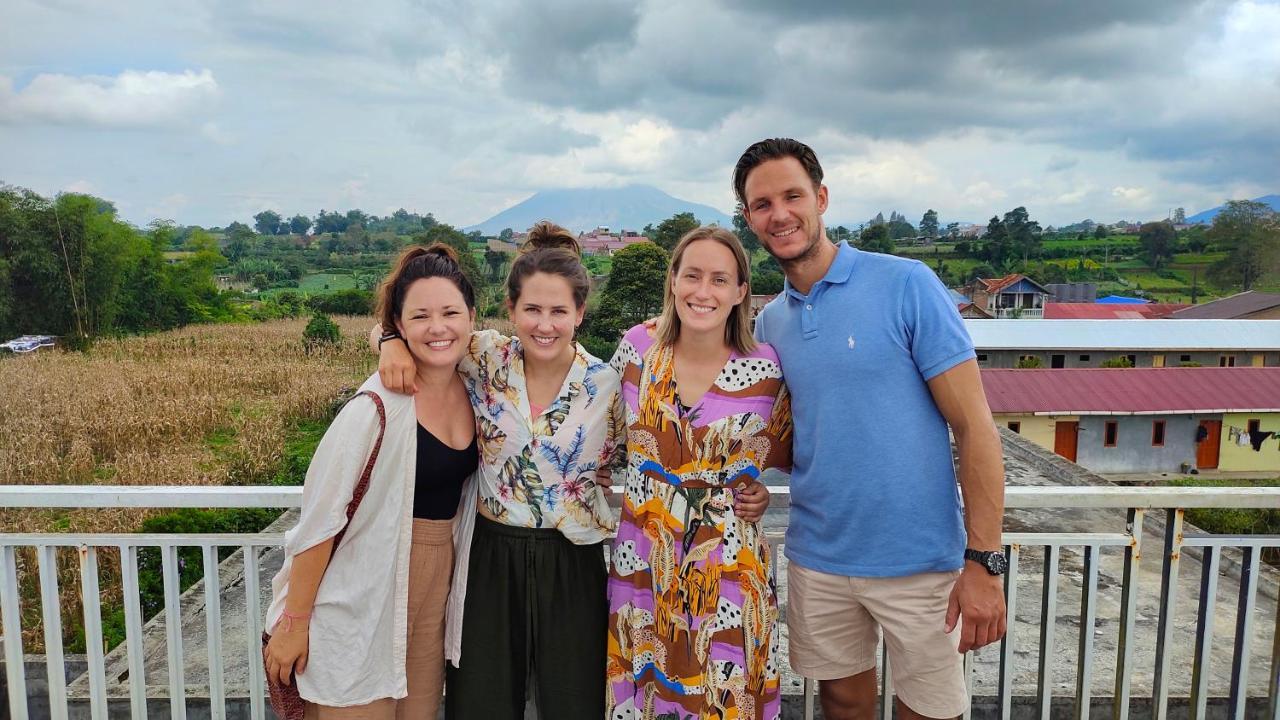 Nachelle Homestay เบอราสตากี ภายนอก รูปภาพ